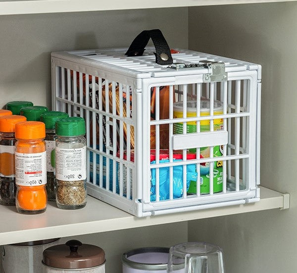 Space-saving compact refrigeration storage unit