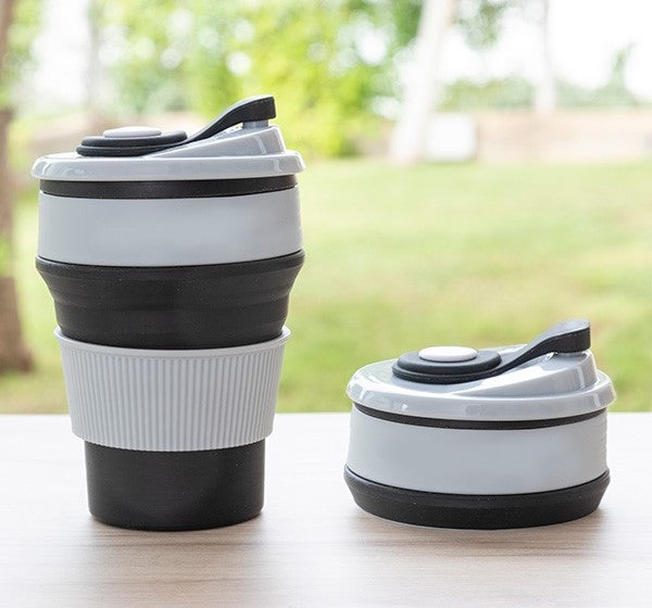 Collapsible silicone cup for sustainable drinking on-the-go