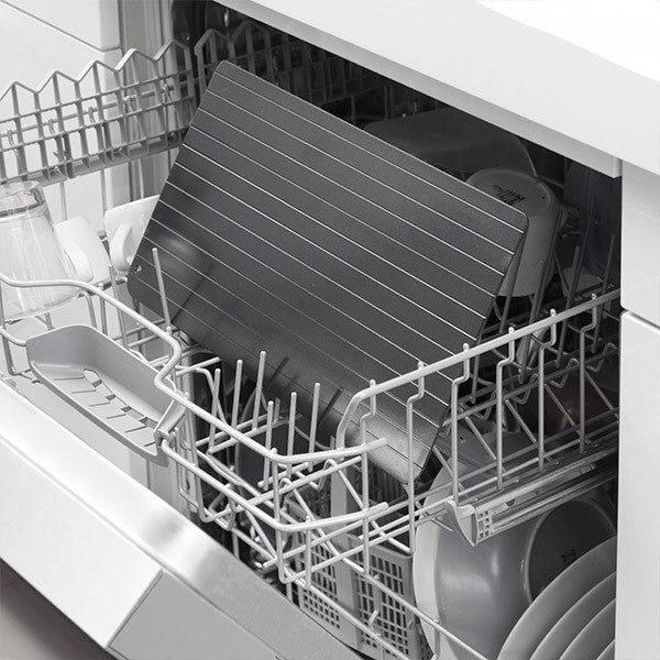 Fast desfrosting plate for rapid cooling