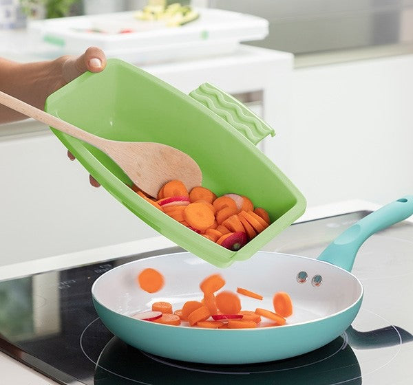 Cuisinart extendable cutting board for easy kitchen multitasking
