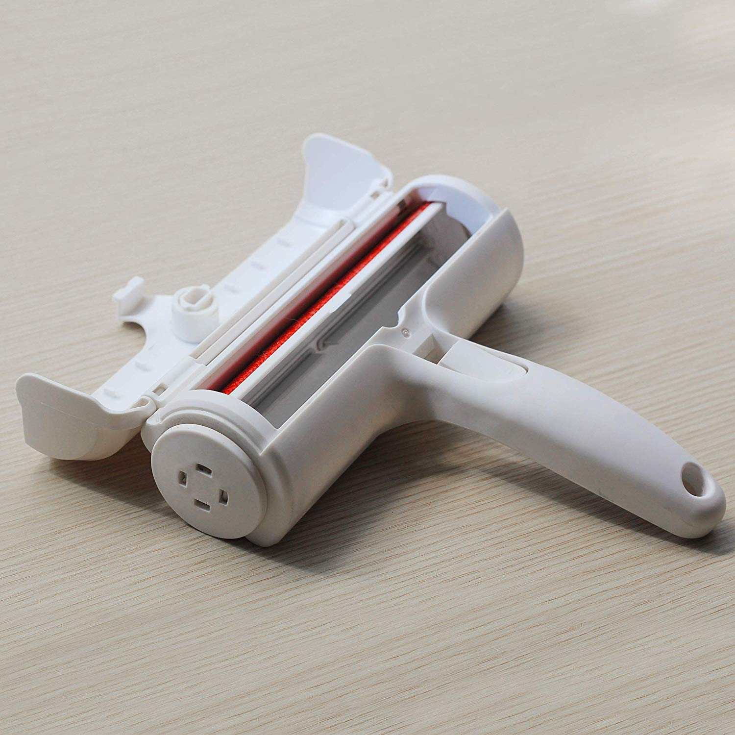CloClo patented minimal style detail